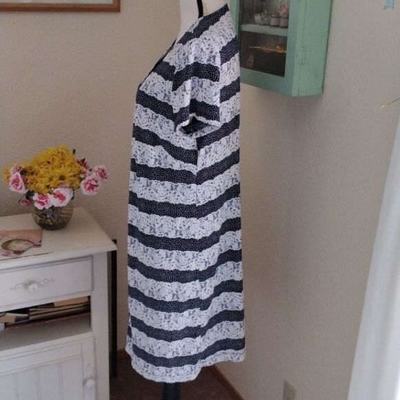 Perceptions Two Piece Look Dress - Picture 5 of 10